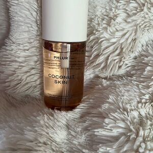 Phlur Coconut Skin Body Oil - Cream and Brown